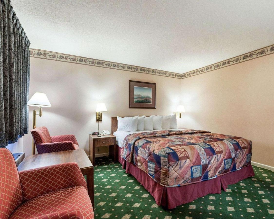 Rodeway Inn Jasper Exterior photo